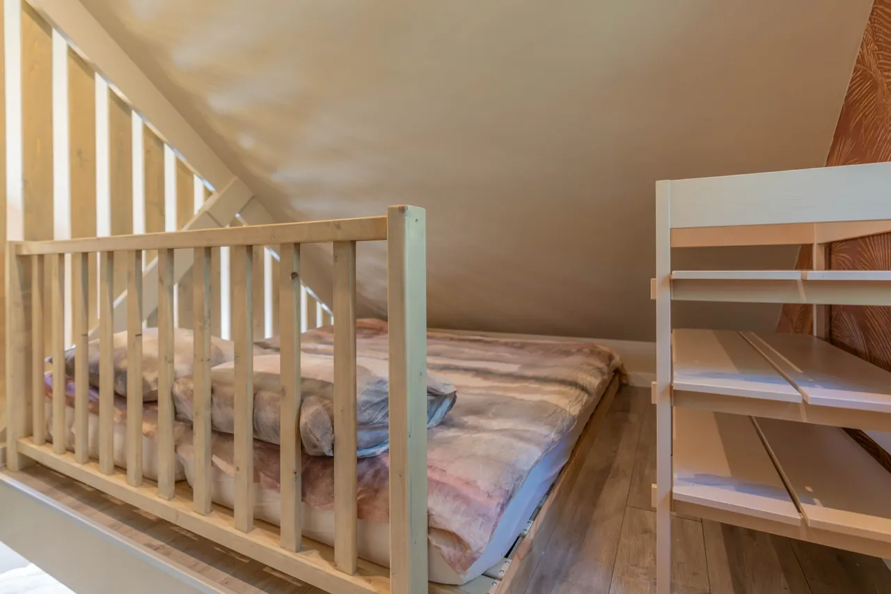 De slaapvide met beide tweepersoonsbedden van Terra Retreat